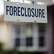 foreclosure-sign